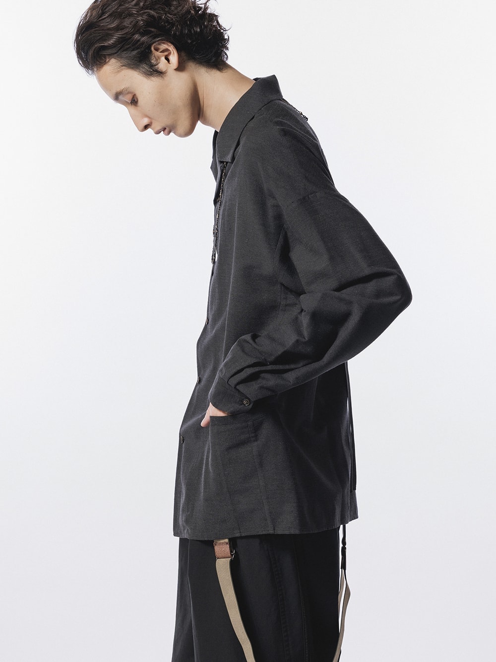 ISO 26SS カティアシルクシャツ：極細シルクの質感と2つのモデルのご紹介