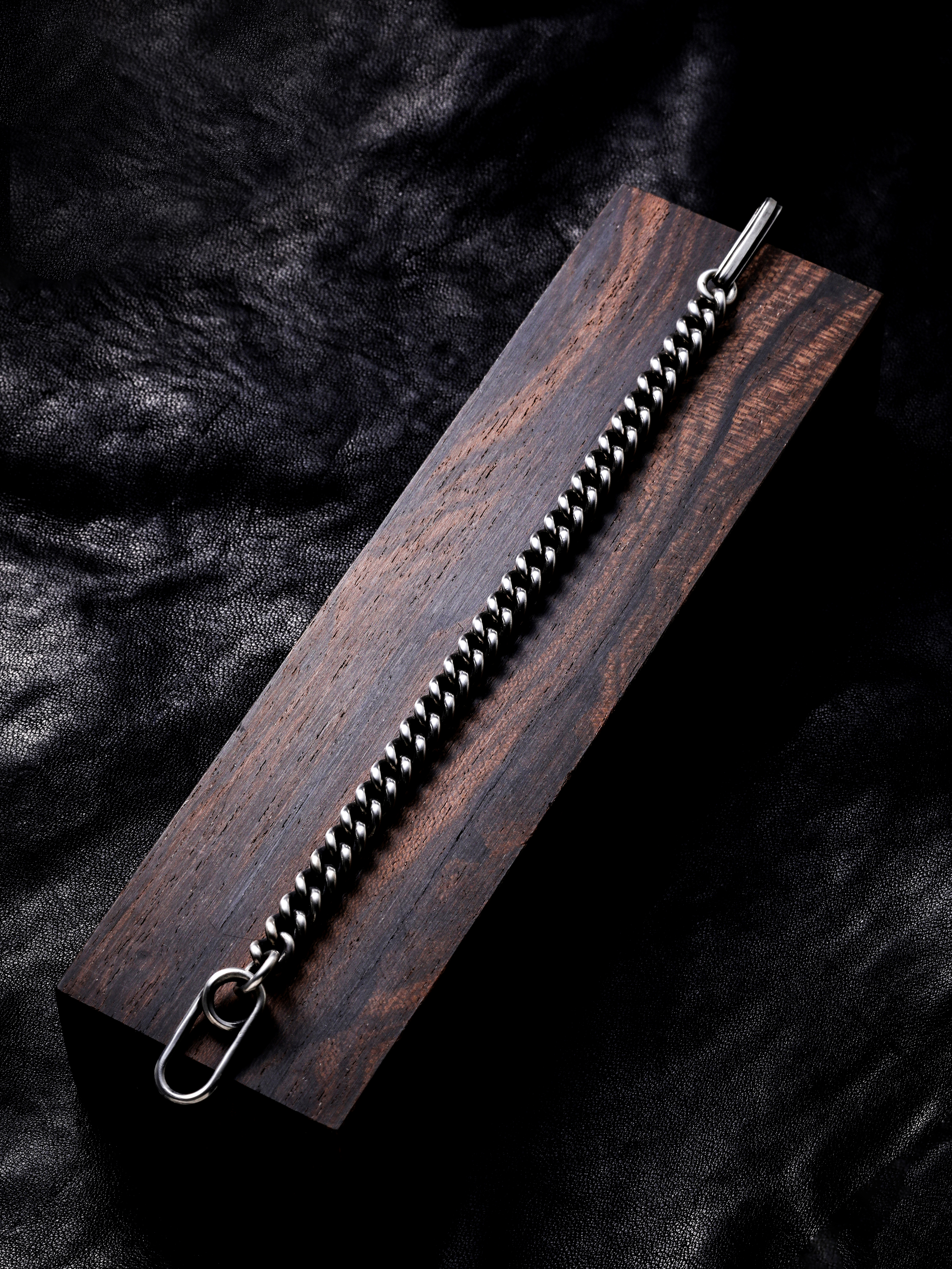 WERKSTATT:MÜNCHEN - 8. Bracelet curl / M2525