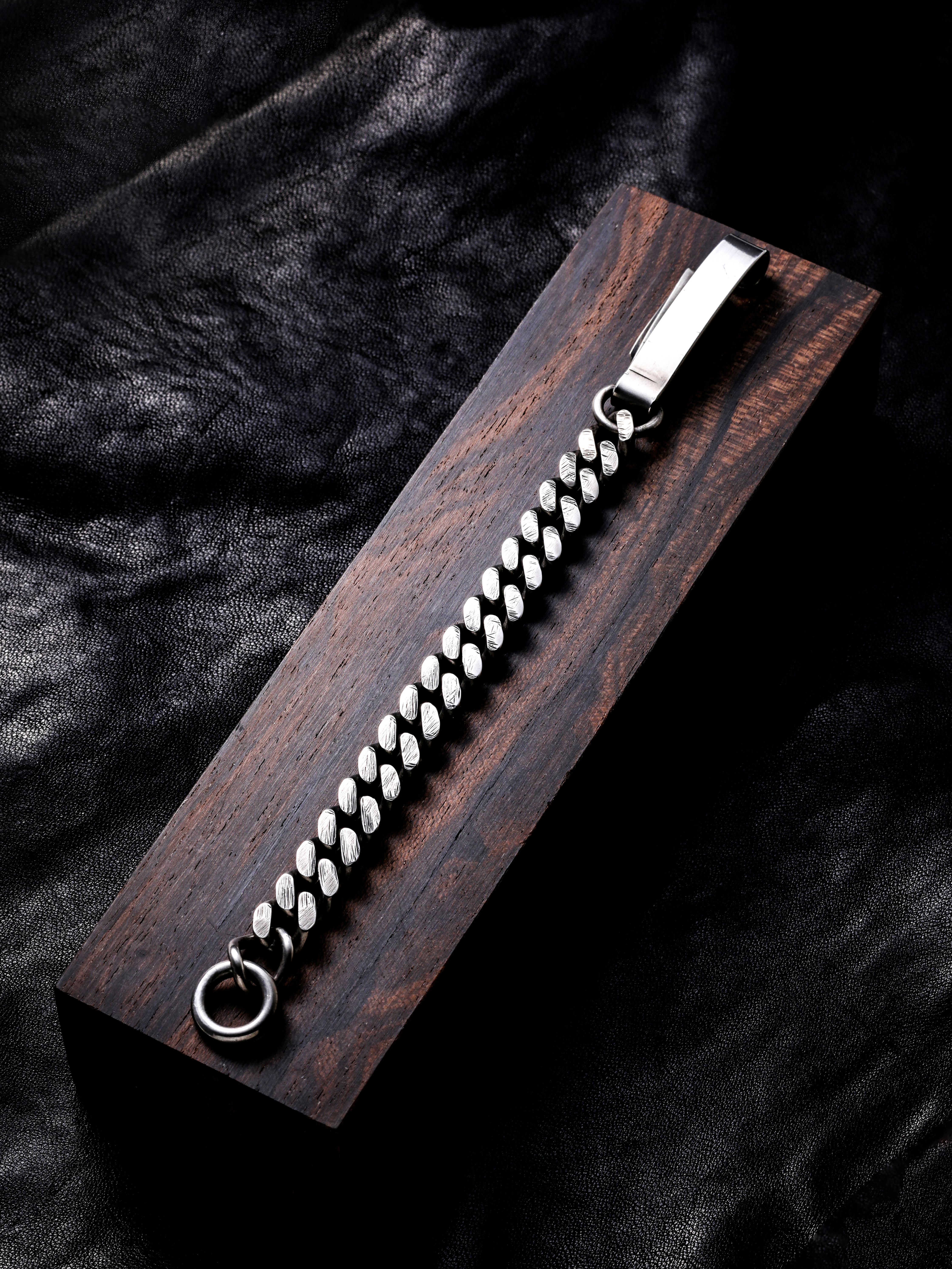 WERKSTATT:MÜNCHEN - 4. Bracelet Folded Closure / M2314