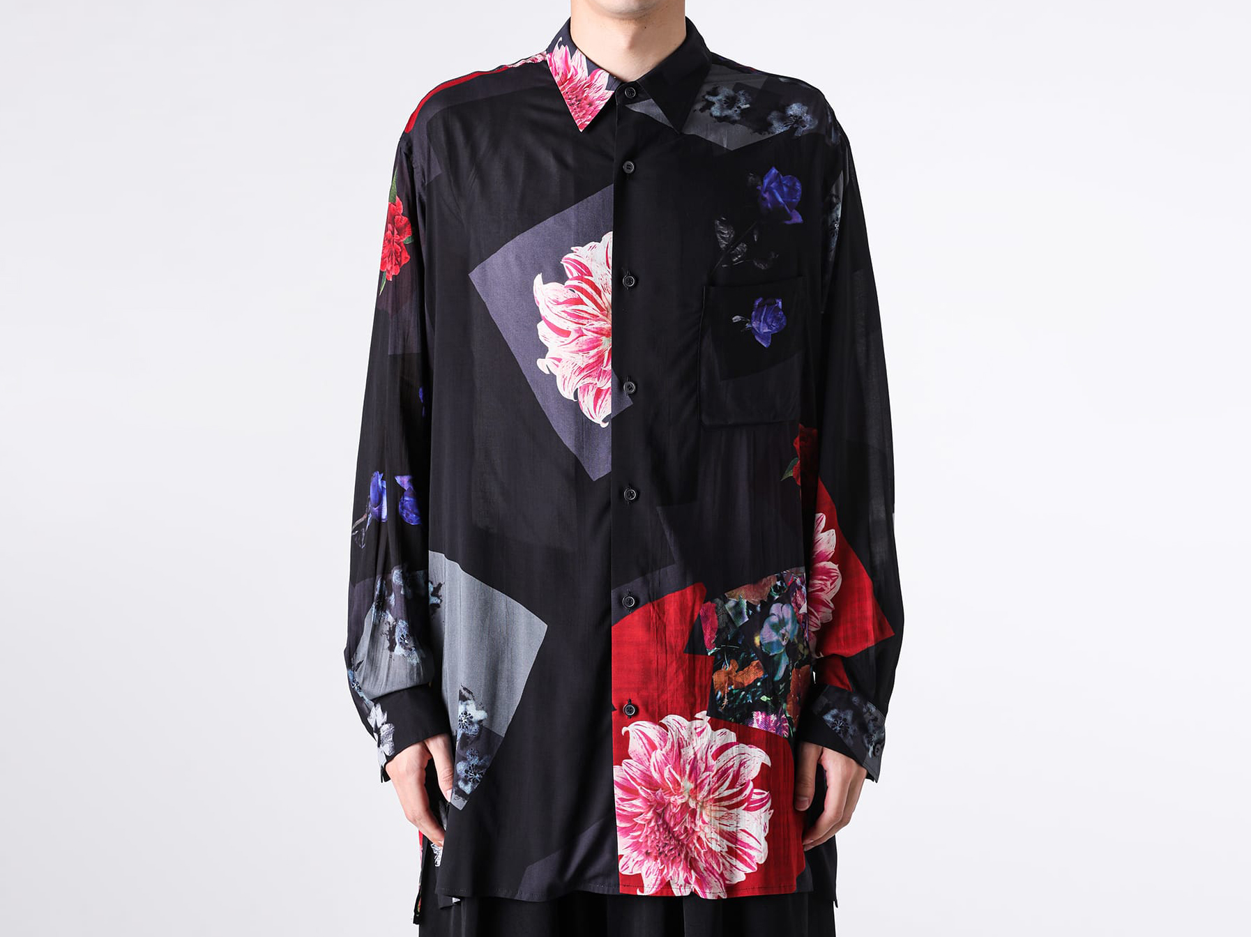 Image of the hem of Ground Y's asymmetrical flare shirt