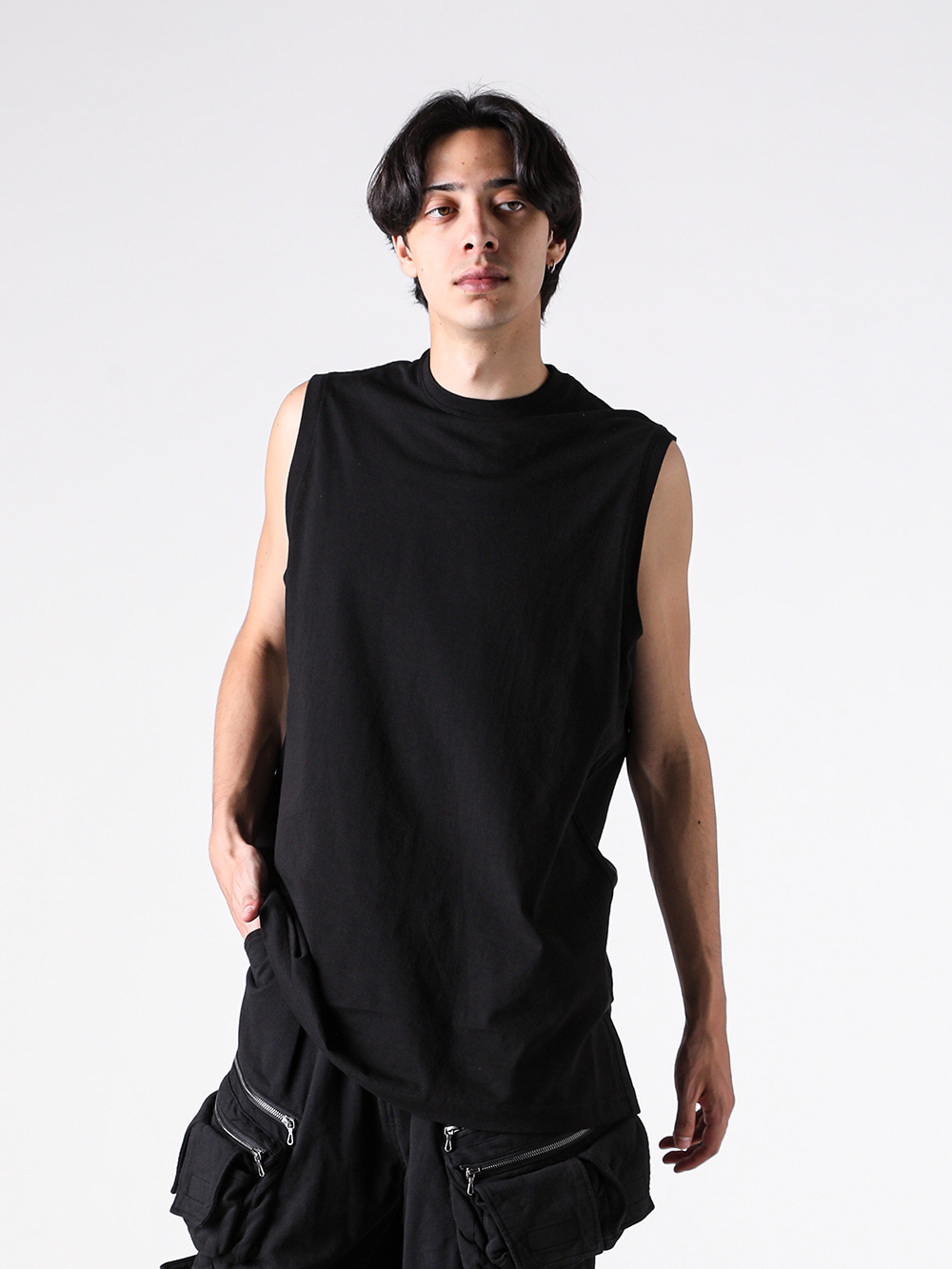 JULIUS ユリウス レイヤードタンクトップ カットソー 2 COTTON 入荷情報】JULIUS(ユリウス) 26PFコレクションより、新作アイテムが29