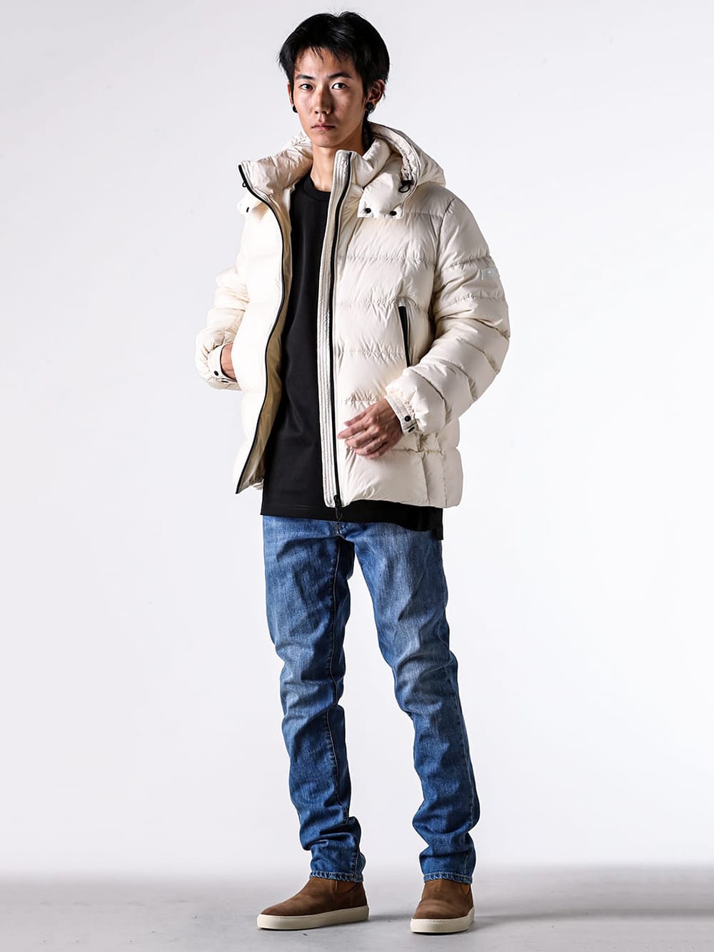 TATRAS ダウン 偽物の見分け方