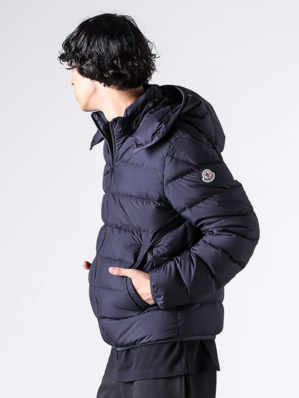 MONCLER Down Jacket Size Guide - Men's Side Image