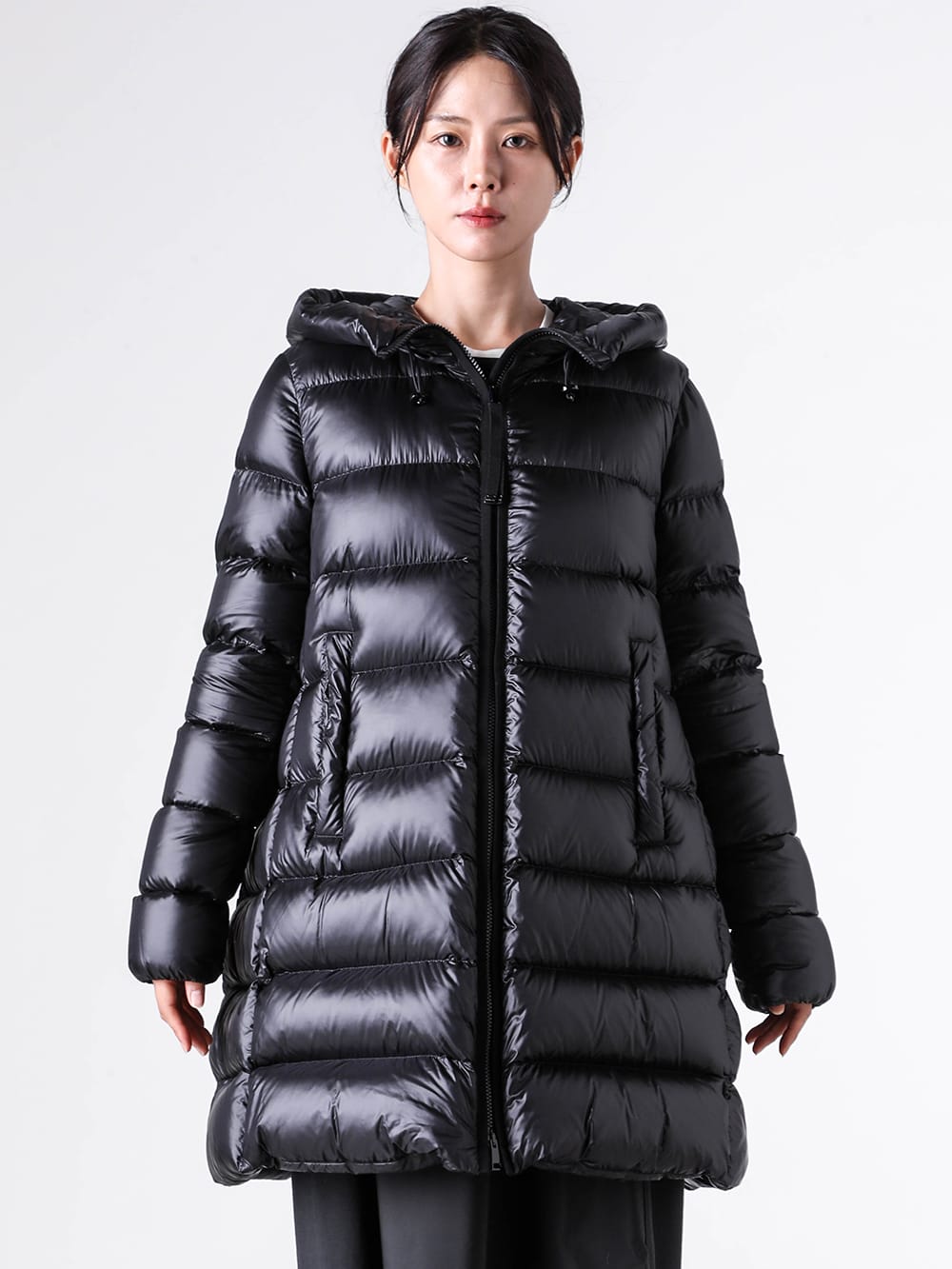 MONCLER Down Jacket Size Guide - Women's Front Image