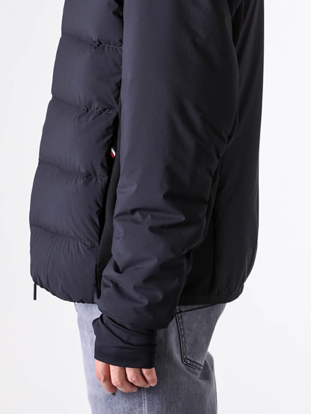 Detail image of the interior powder guard and goggle pocket