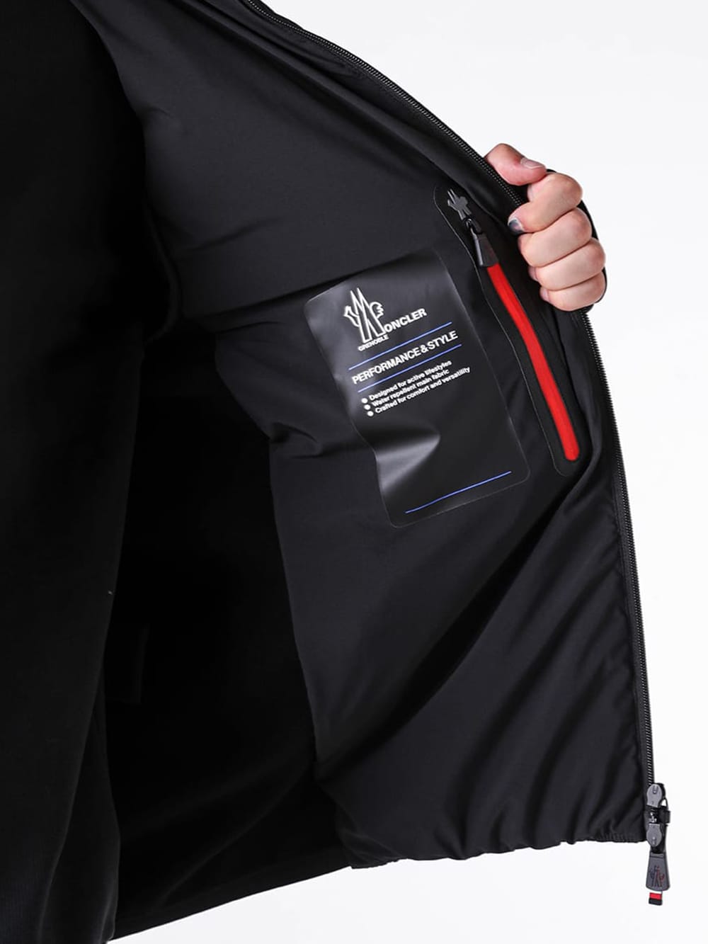 Details of the Grenoble tag and interior