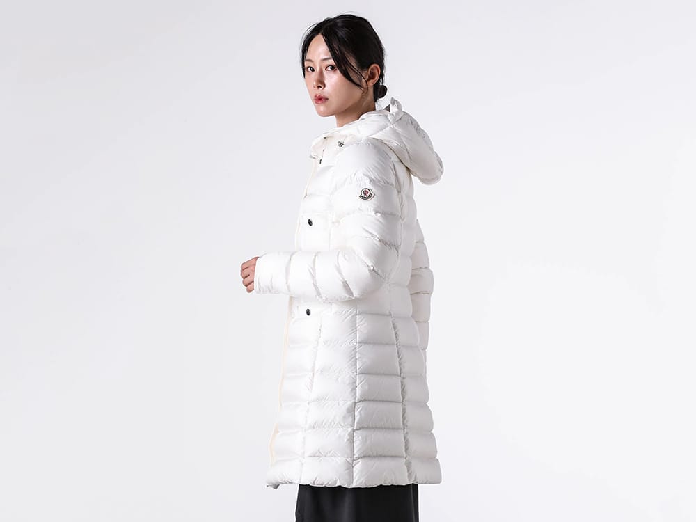 Wear image of a long down jacket 2