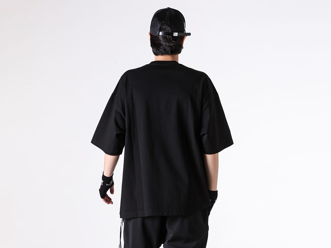DENIM POCKET SS TEE (TS106) Roomy Design to Enjoy a Relaxed Feel