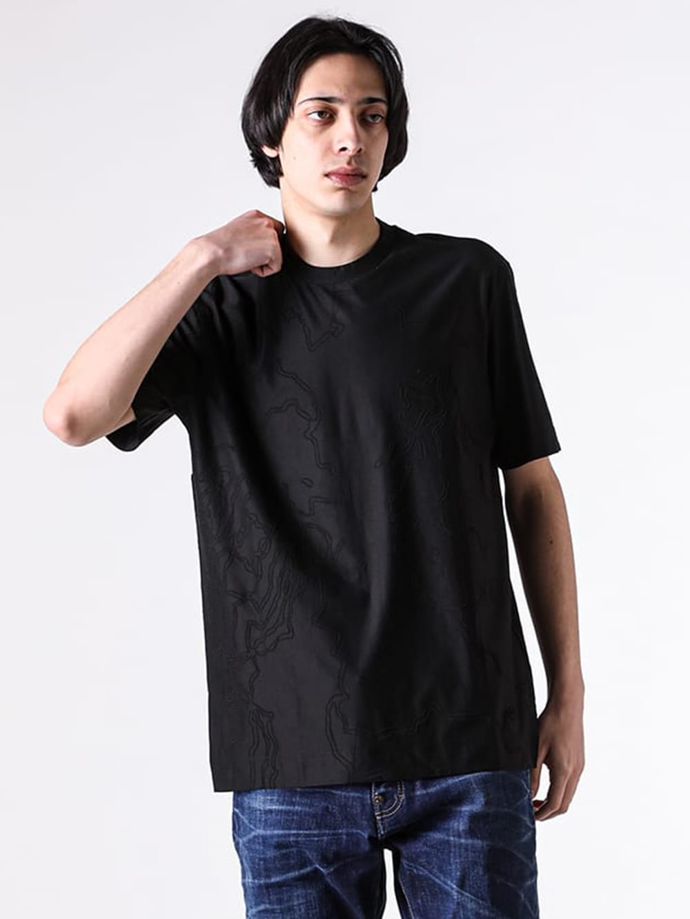 エンポリオアルマーニ Tシャツ特集｜26SSメンズ半袖・ロンTをご紹介