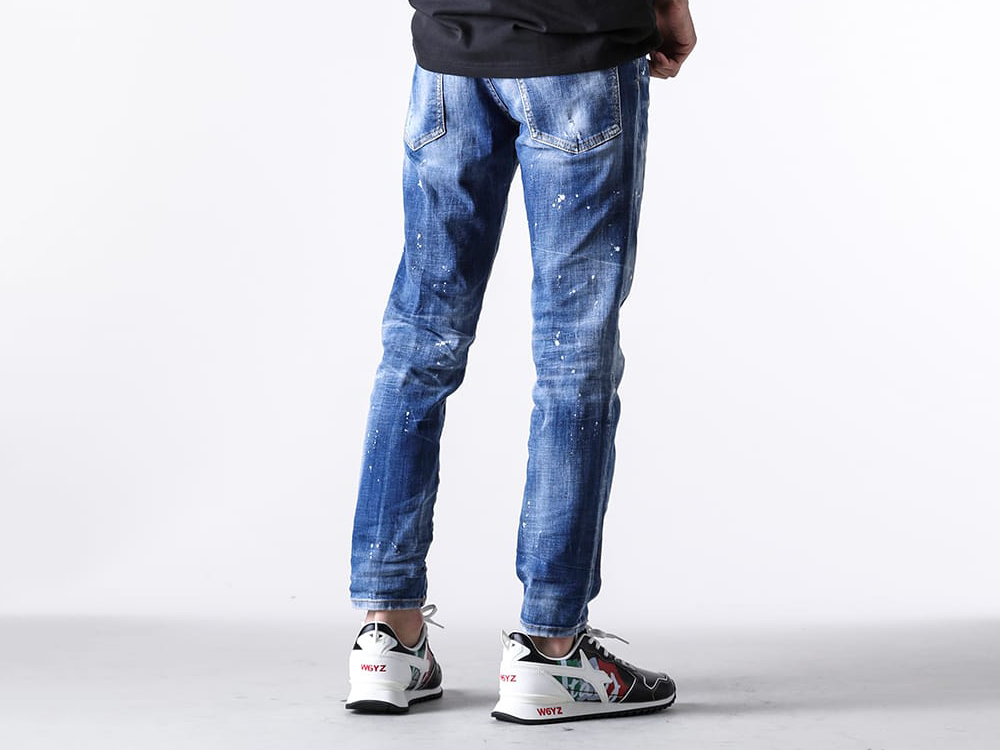 DSQUARED2の他モデルとの比較がわかる画像