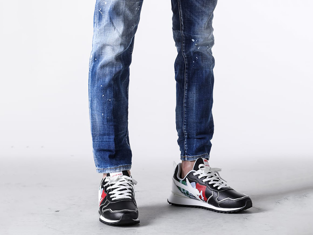 DSQUARED2の他モデルとの比較がわかる画像