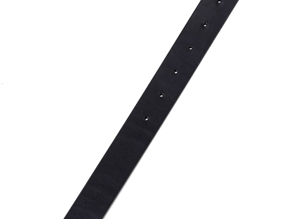 Image showing the texture of the leather strap of the doublet belt