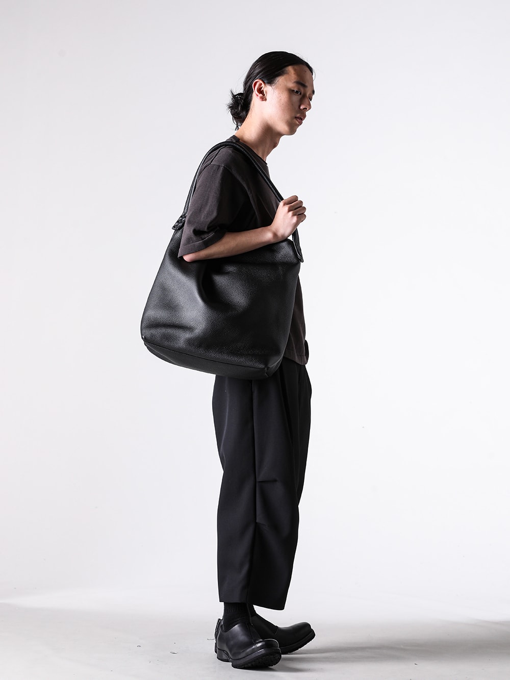 DEVOA 26-27AW】最高級トリヨンレザーや強撚ウールのバッグなど、計6 