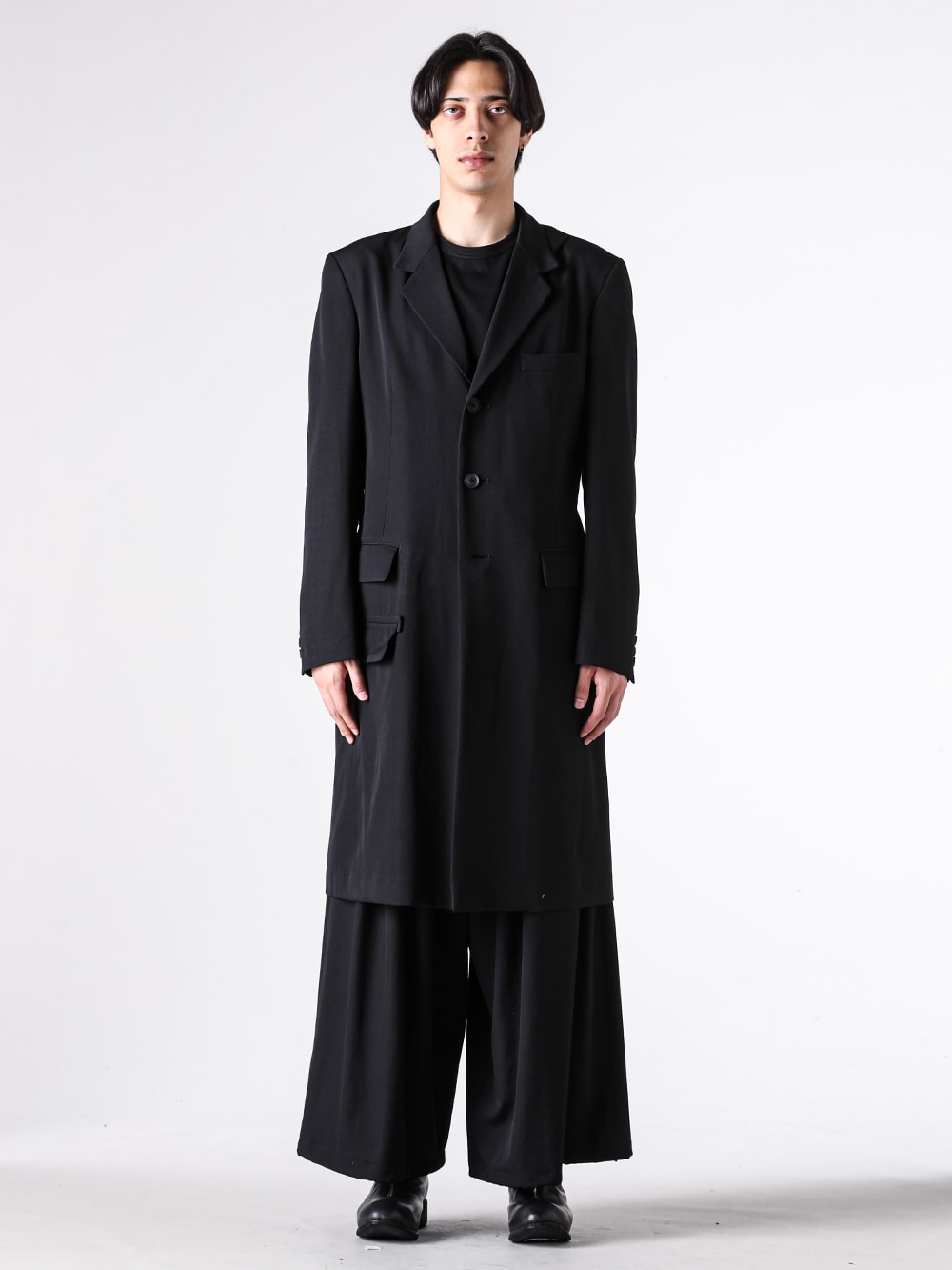 入荷情報】Yohji Yamamoto 26-27AW からベーシックなジャケットや