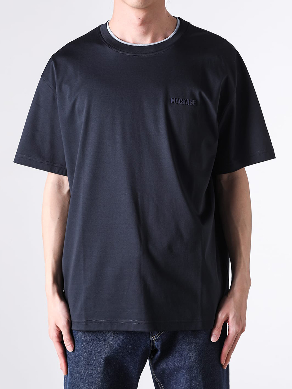 マッカージュ Tシャツ特集｜26SSメンズコレクションのロゴTシャツを