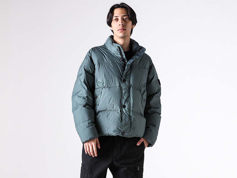 STONE ISLAND ガーメントダイ素材の色ムラと風合い