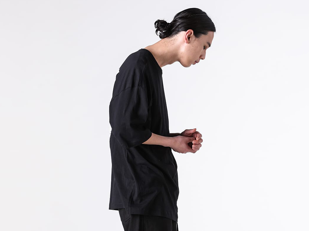 アン ドゥムルメステール　コットン半袖シャツ　ブラック Ann Demeulemeester(アンドゥムルメステール)26SS新作Tシャツ4型を紹介