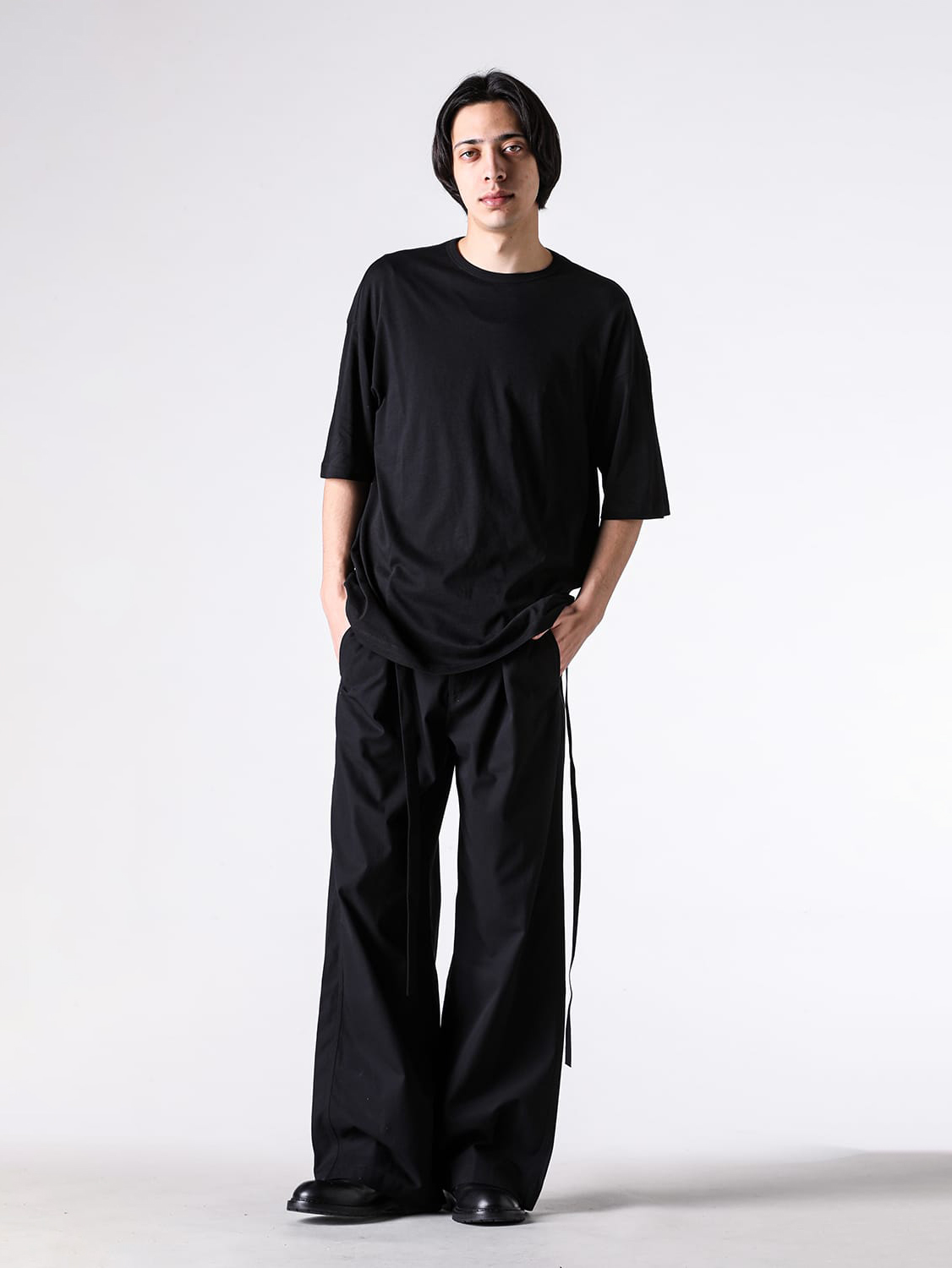 Ann Demeulemeester 26SS新作Tシャツ4型 グラフィックと直線的ドレープ