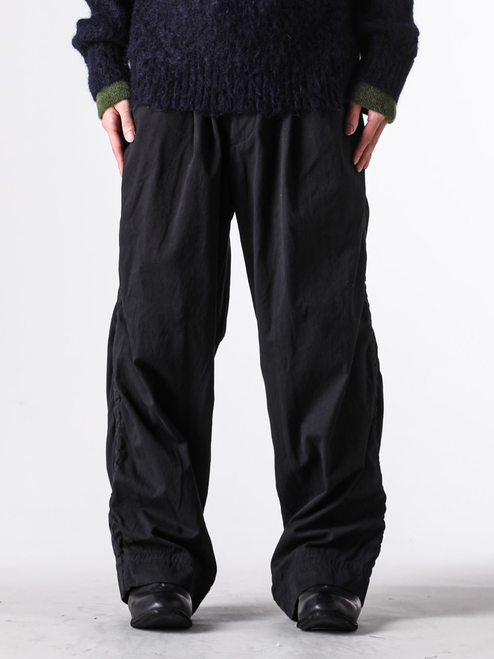 21SS kolor パッカリング ワイドパンツ 入荷情報】kolor 26-27AWから定番のパッカリングパンツや