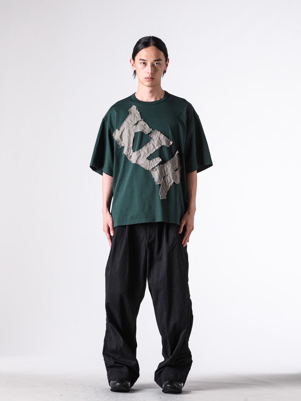 入荷情報】kolor 26-27AWから定番のパッカリングパンツや