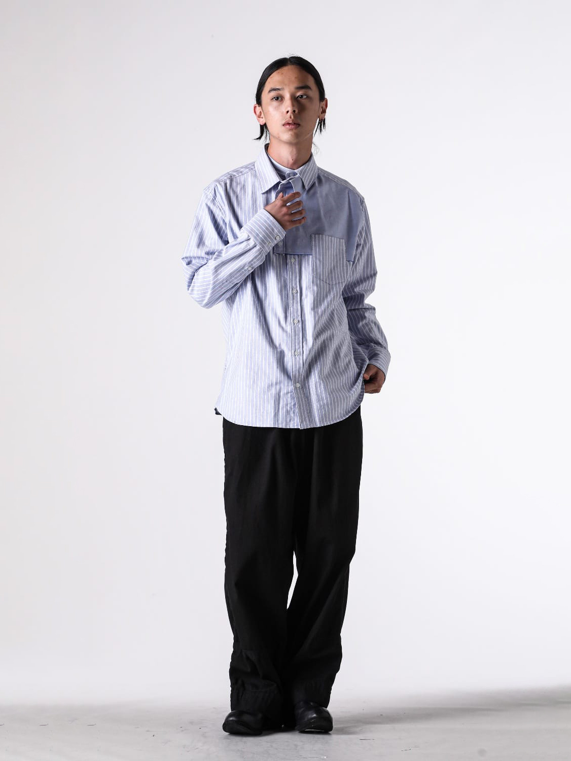 kolor(カラー) 26AW パッカリングパンツの構造美とサイズ感・着用