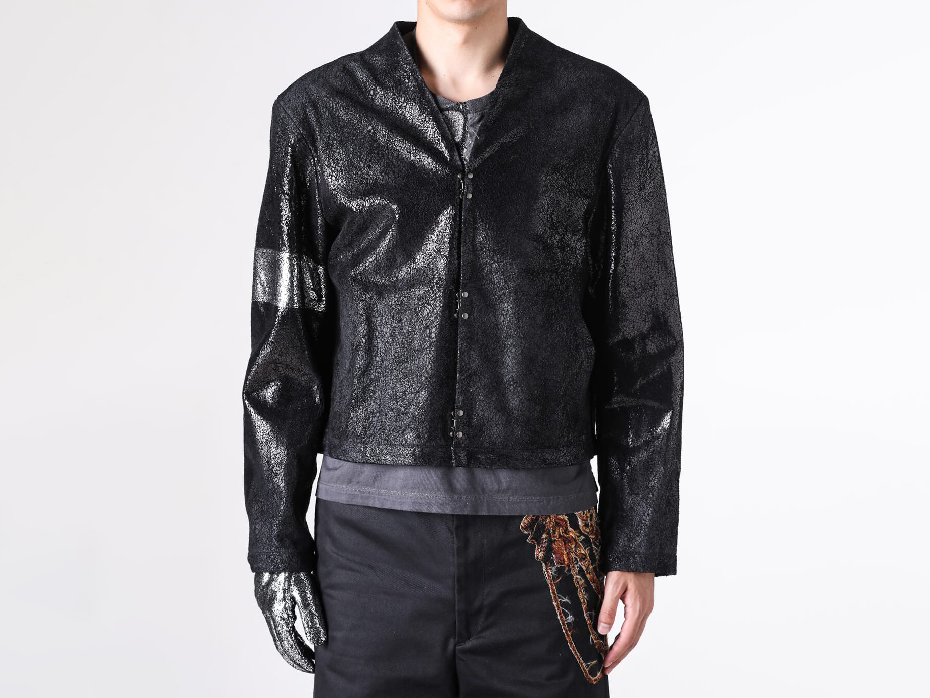 doublet 26AW 注目レザージャケット2型の魅力とスタイリング -FASCINATE