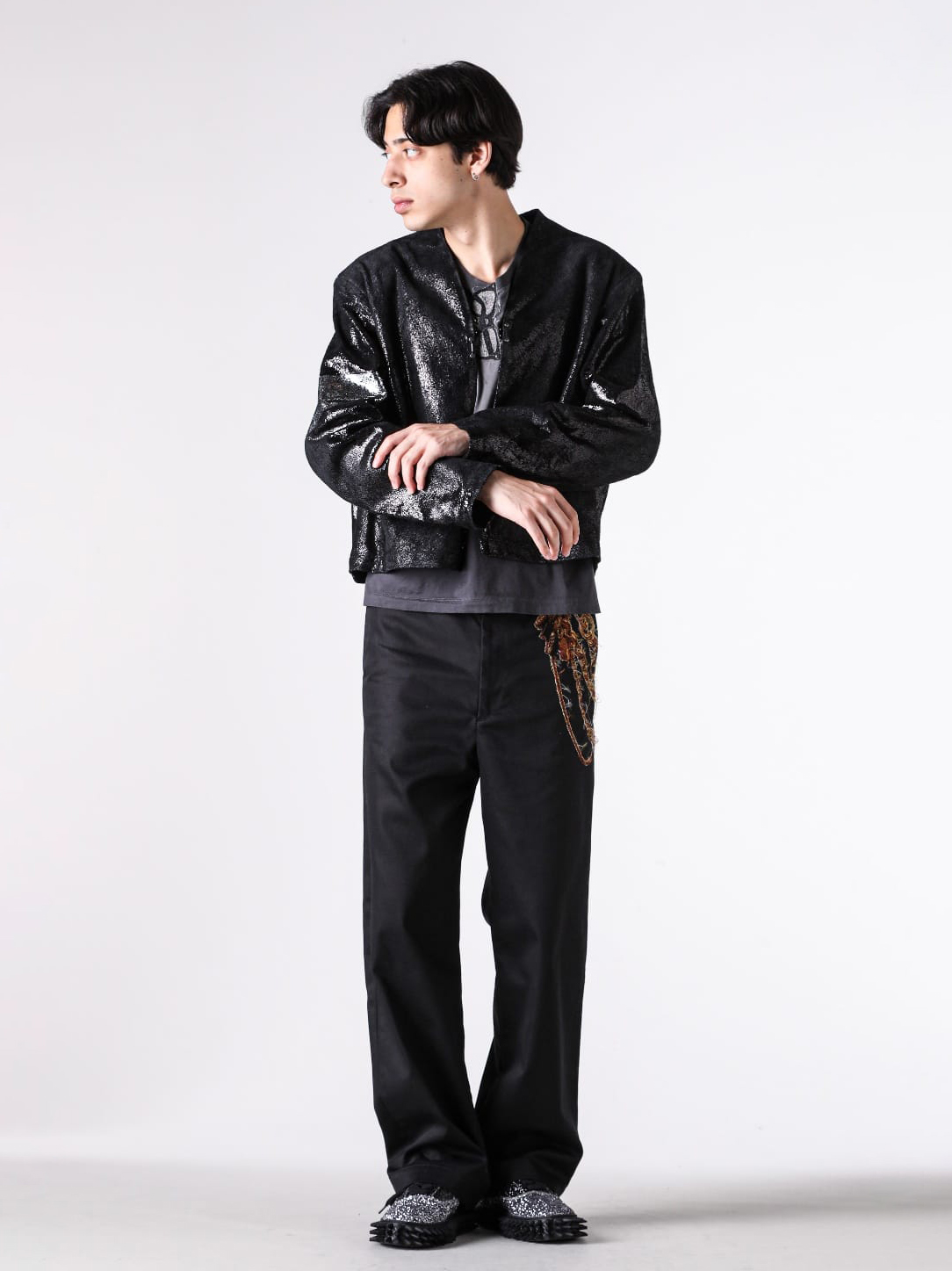 doublet 26AW 注目レザージャケット2型の魅力とスタイリング -FASCINATE