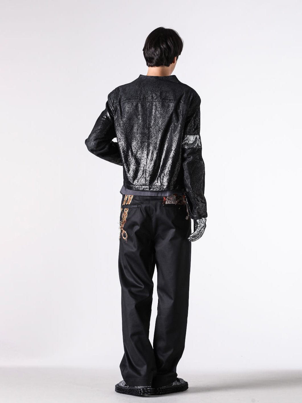 doublet 26AW 注目レザージャケット2型の魅力とスタイリング -FASCINATE