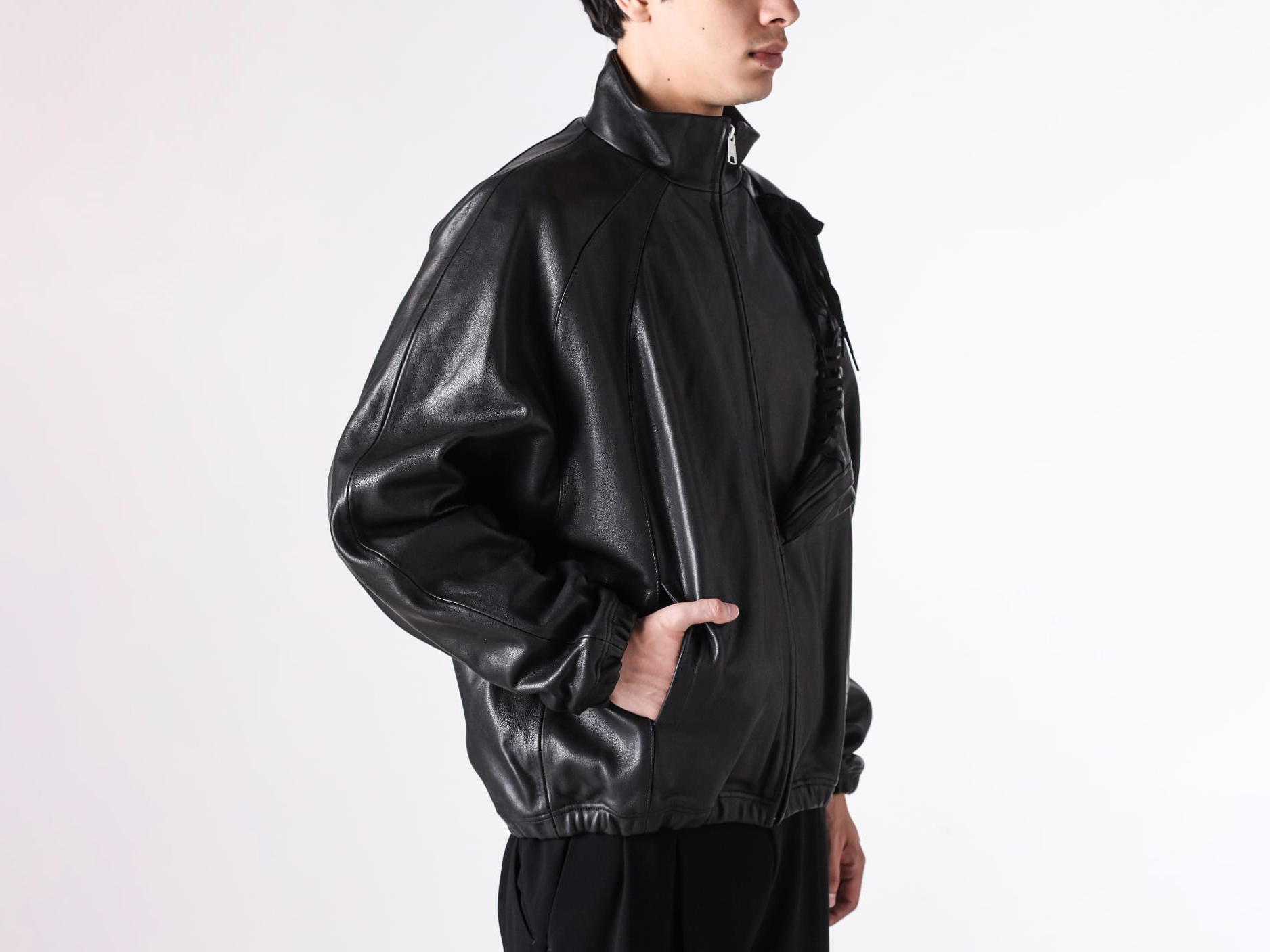 doublet 26AW 注目レザージャケット2型の魅力とスタイリング -FASCINATE