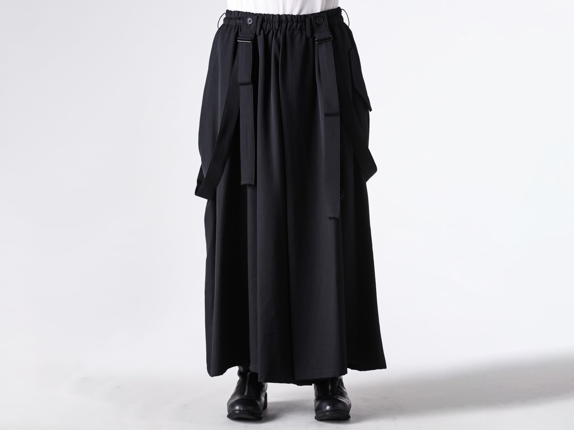 Yohji Yamamoto POUR HOMME 股ねじれパンツとサスペンダーパンツの魅力