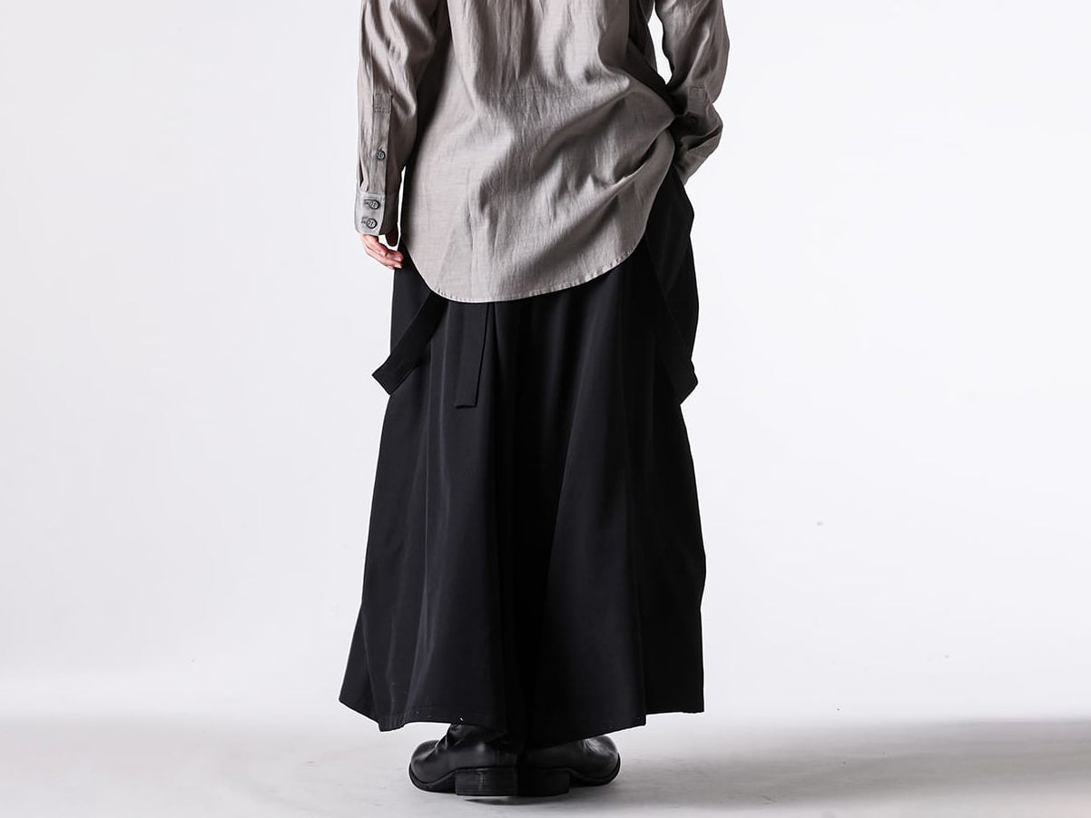 Yohji Yamamoto POUR HOMME 股ねじれパンツとサスペンダーパンツの魅力