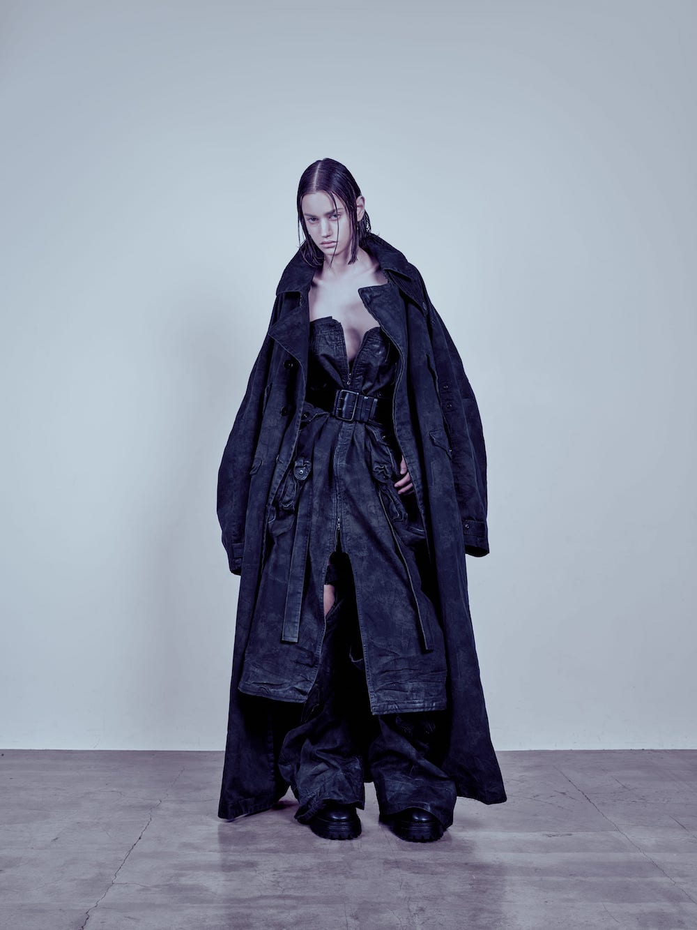 シーズン紹介] JULIUS 26-27AW「[VALIS;]」：構造と不安定性から