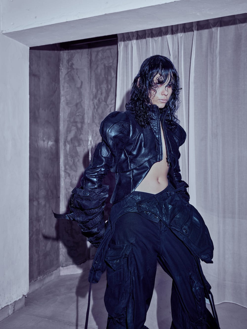 シーズン紹介] JULIUS 26-27AW「[VALIS;]」：構造と不安定性から