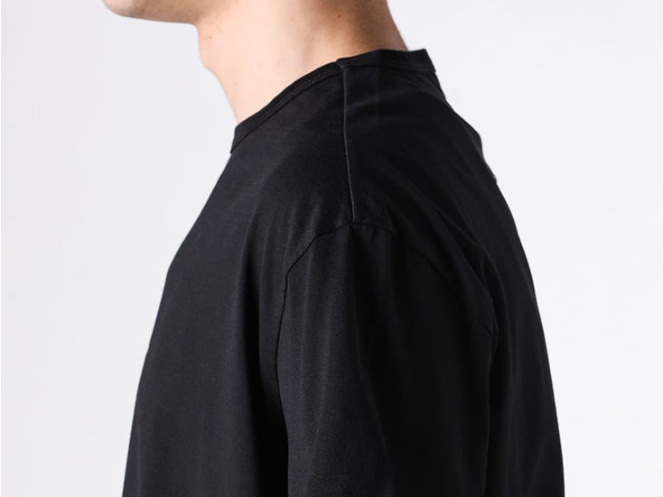 MAISON MARGIELA 反転ロゴTシャツの構造解説 -FASCINATE