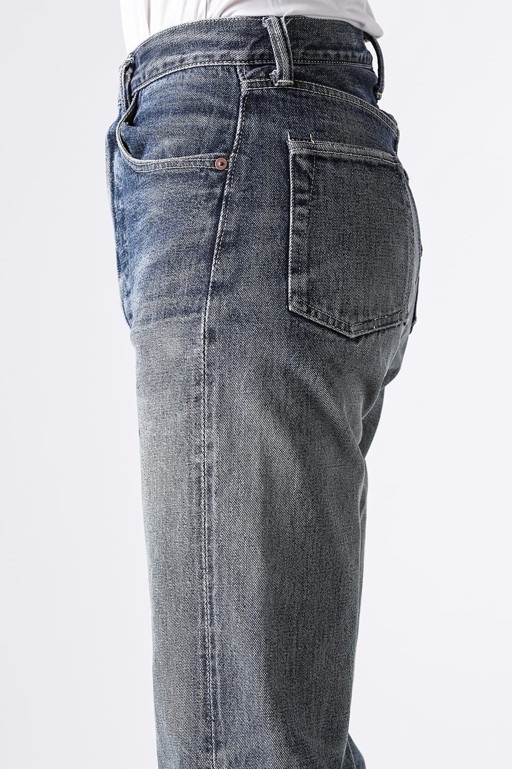 経年したTCB S40's Jeansの脇の押さえステッチと後ろポケット