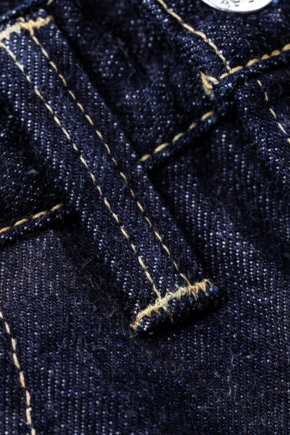 TCB Late S40's Jeansのベルトループに入る二本の細幅ステッチ