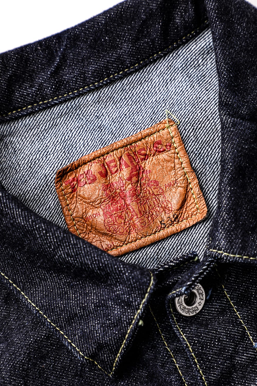 New S40's Jacketの襟の下に付く猫二匹の鹿革パッチ