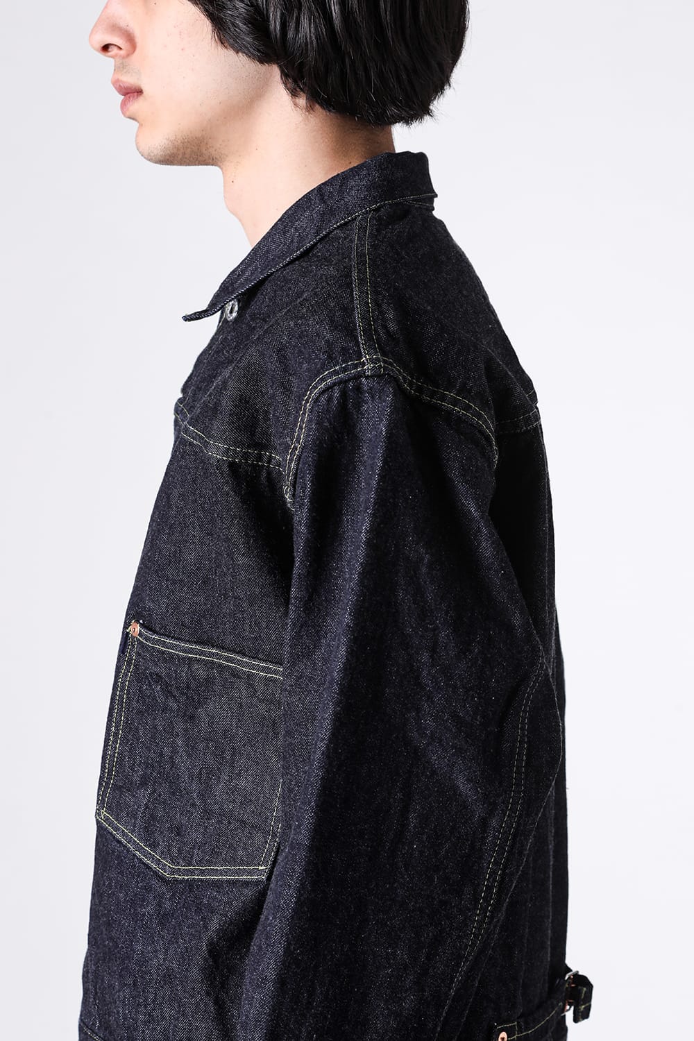 TCB New S40's Jacketの肩から袖付けと脇にかけての側面