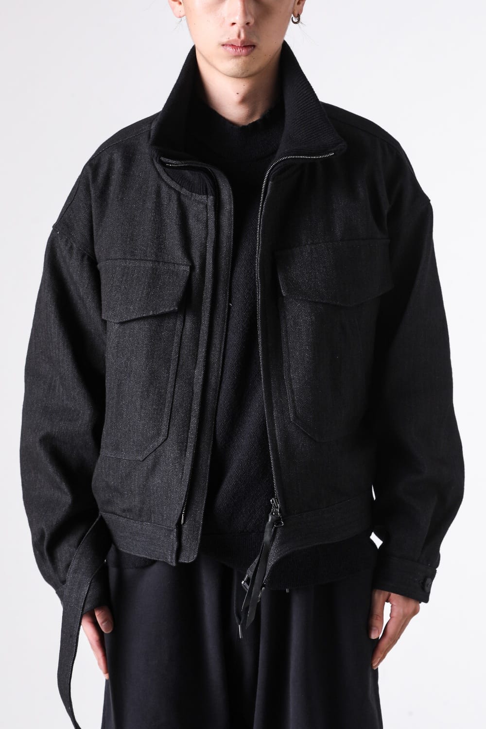 THE VIRIDI-ANNE 26–27AW ジャケット4型｜黒の素材と輪郭の違い