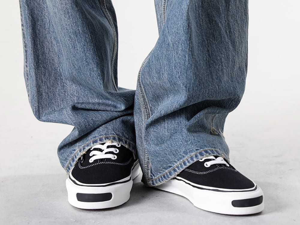 Herc - Fit Review - Staff Wearing Size 25.0cm