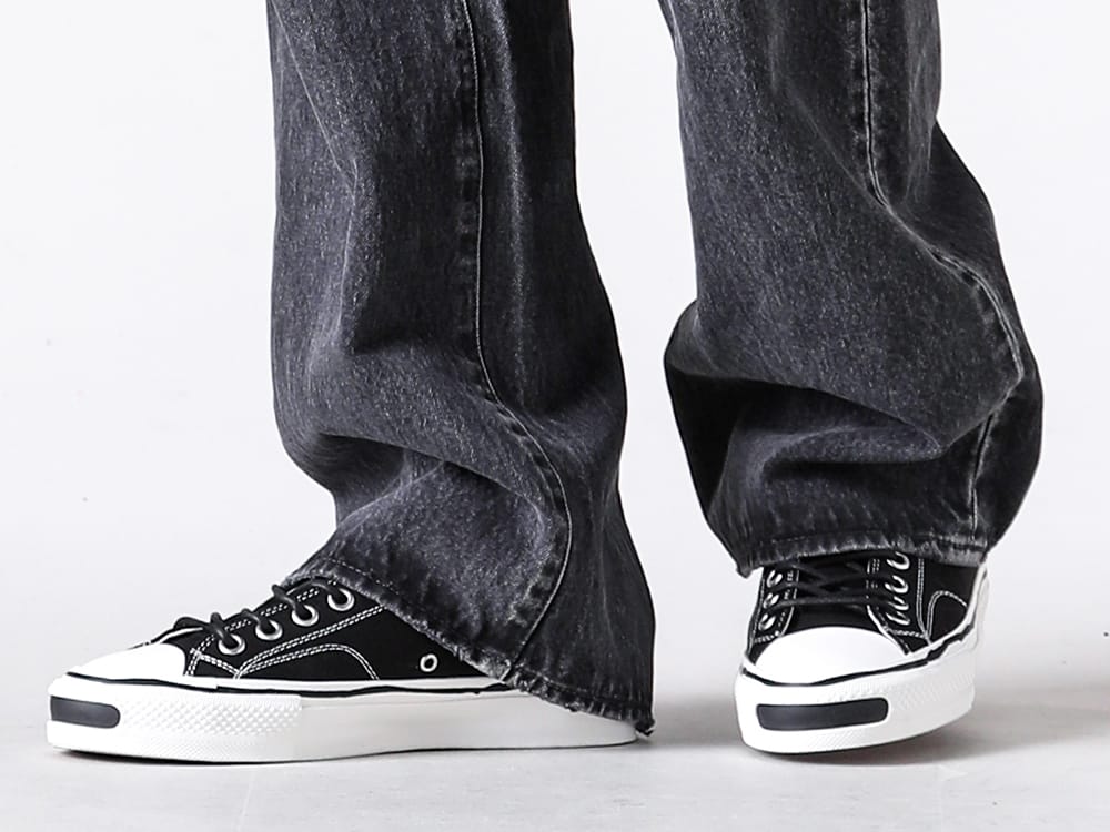 Joey - Fit Review - Staff Wearing Size 25.0cm