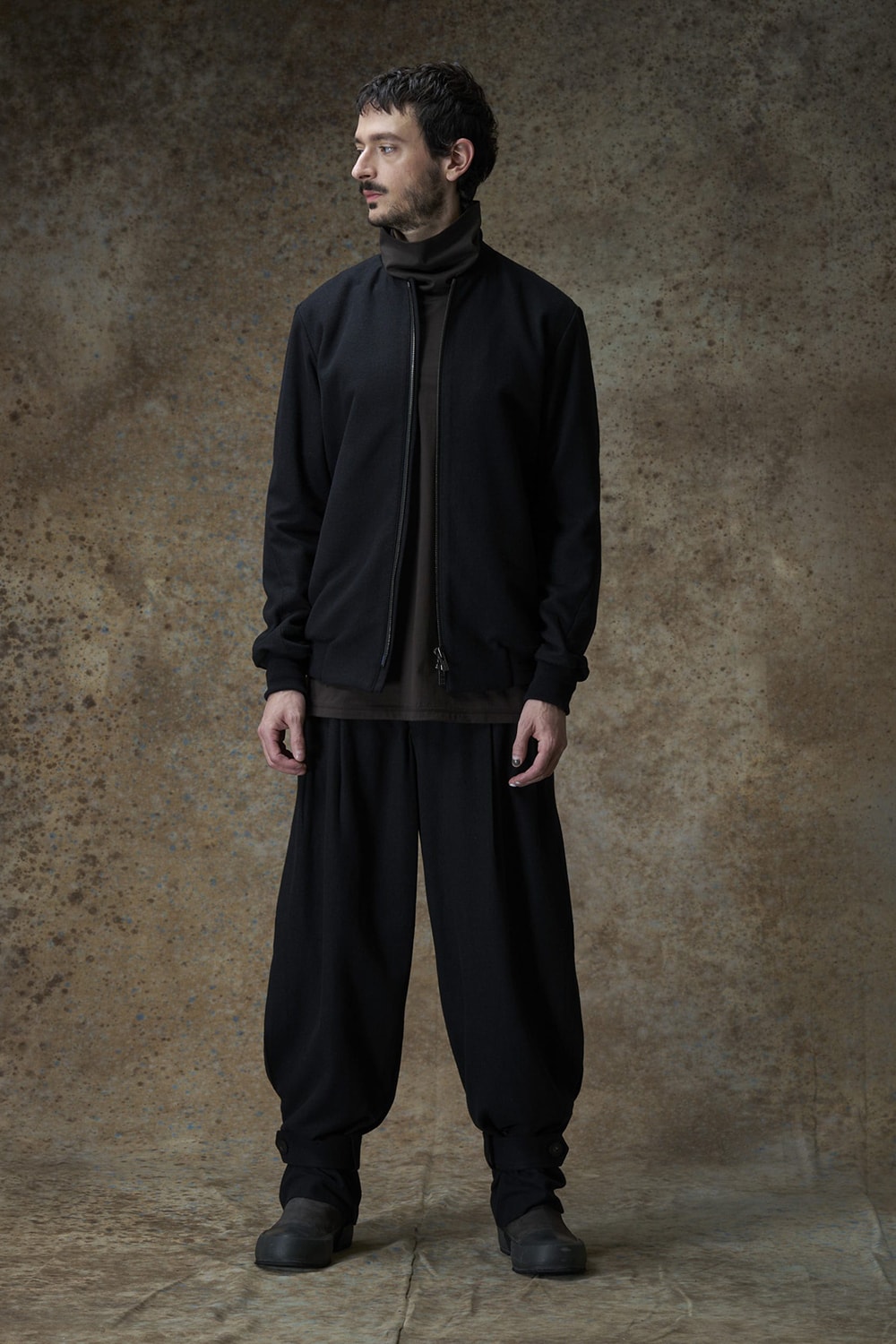 Look Book - DEVOA / 25-26AW - style17