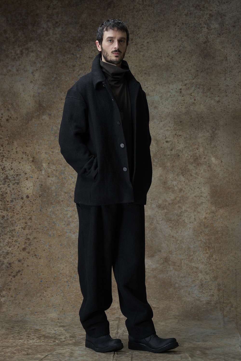 Look Book - DEVOA / 25-26AW - style17