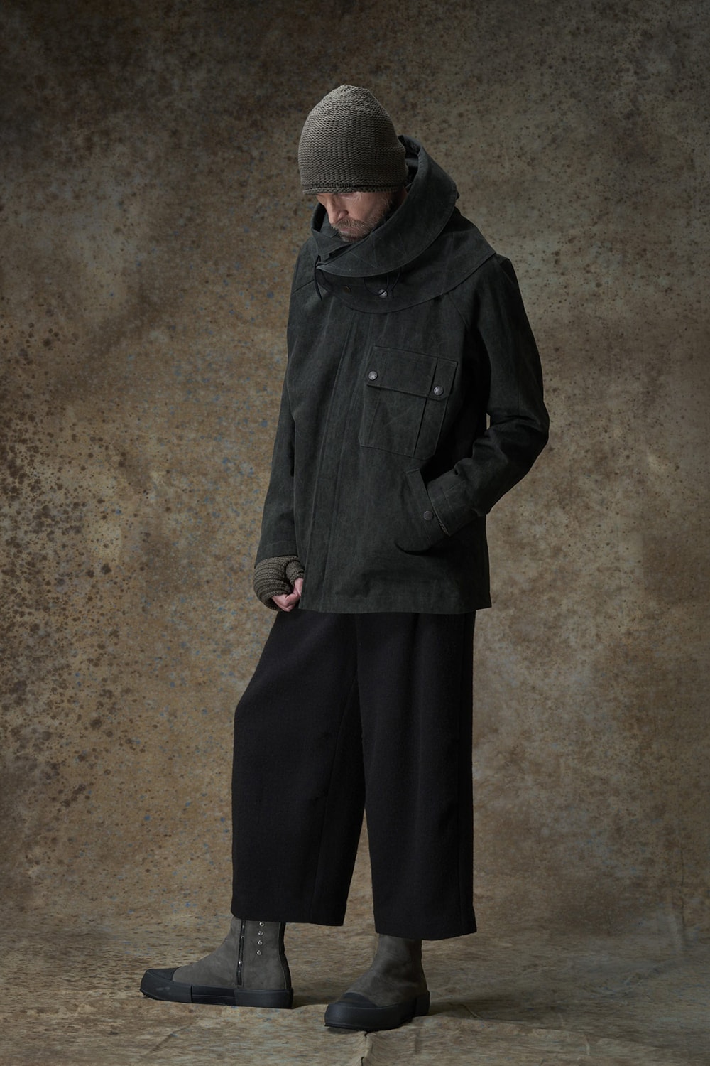 Look Book - DEVOA / 25-26AW - style19