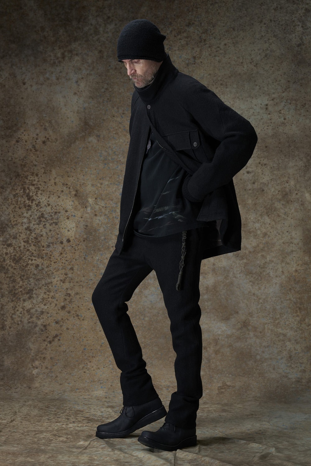 Look Book - DEVOA / 25-26AW - style5