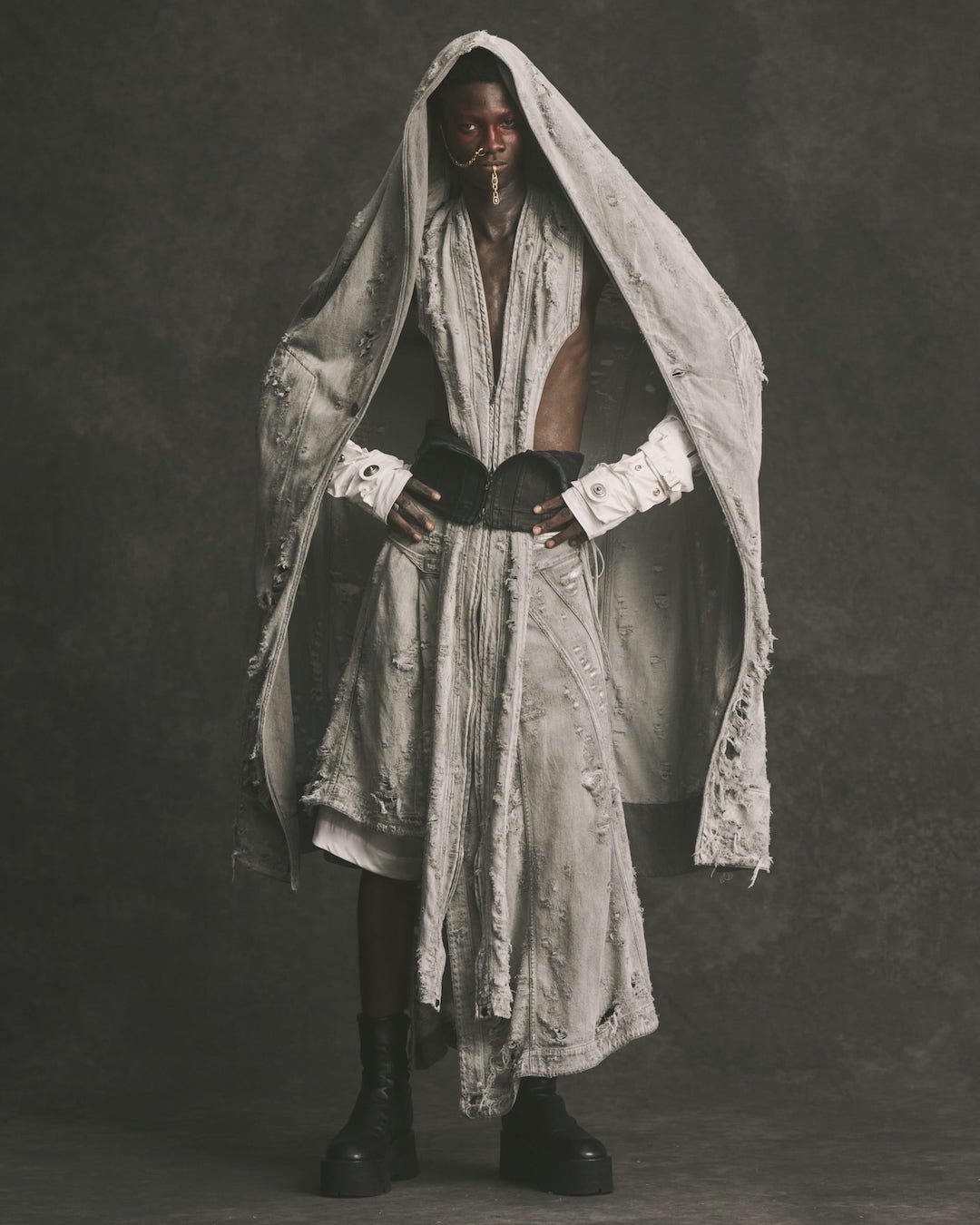 JULIUS(ユリウス) 26SS(春夏) コレクションルック 1-0012