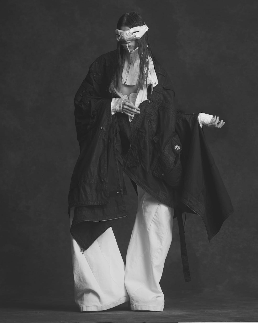 JULIUS(ユリウス) 26SS(春夏) コレクションルック 1-006