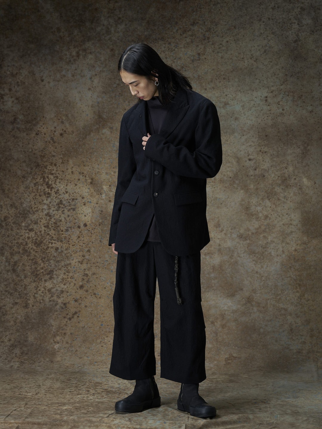 DEVOA 25-26AWコレクションのクラフトマンシップ