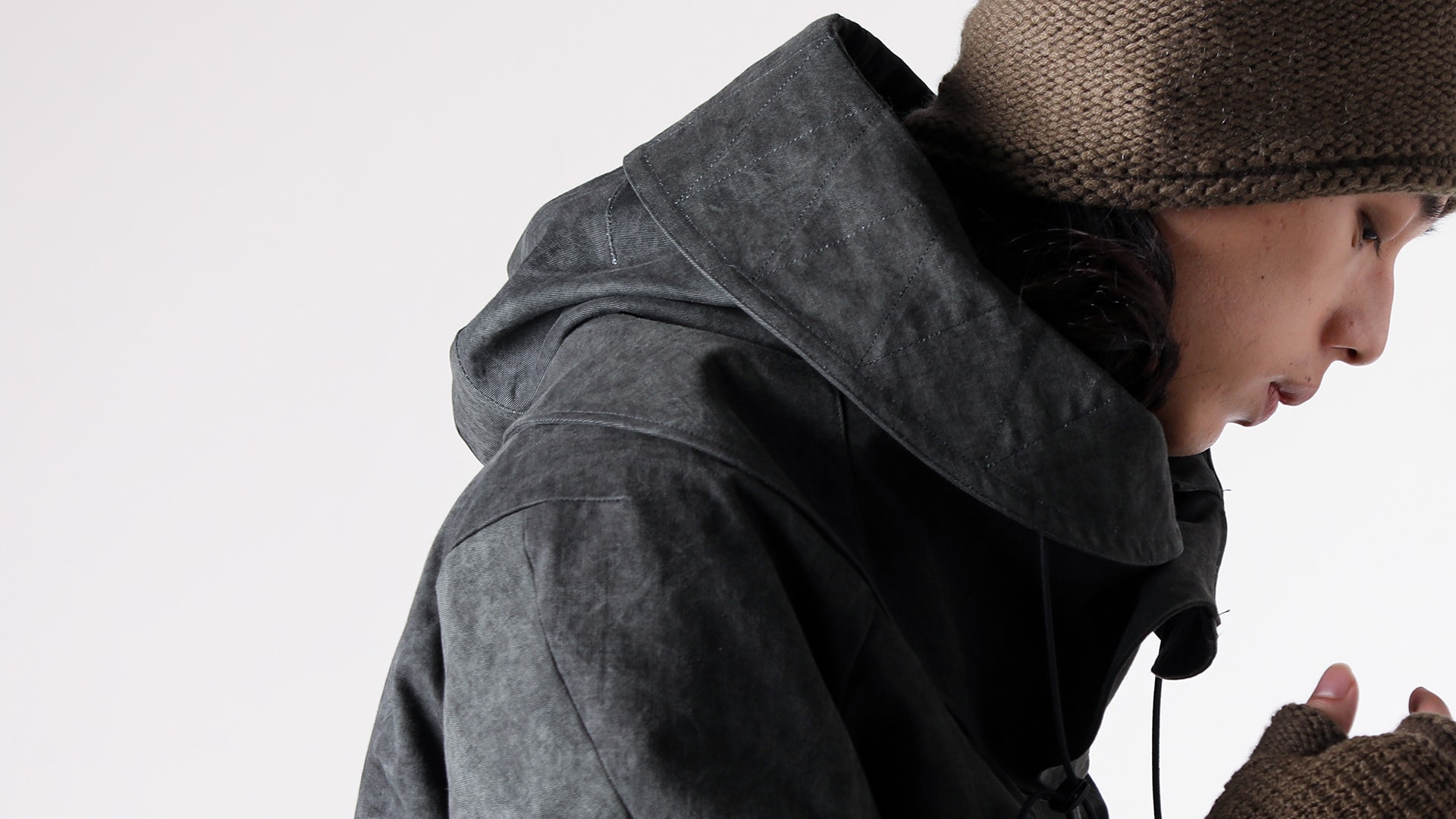 DEVOAの哲学を体現するウェアのディテール