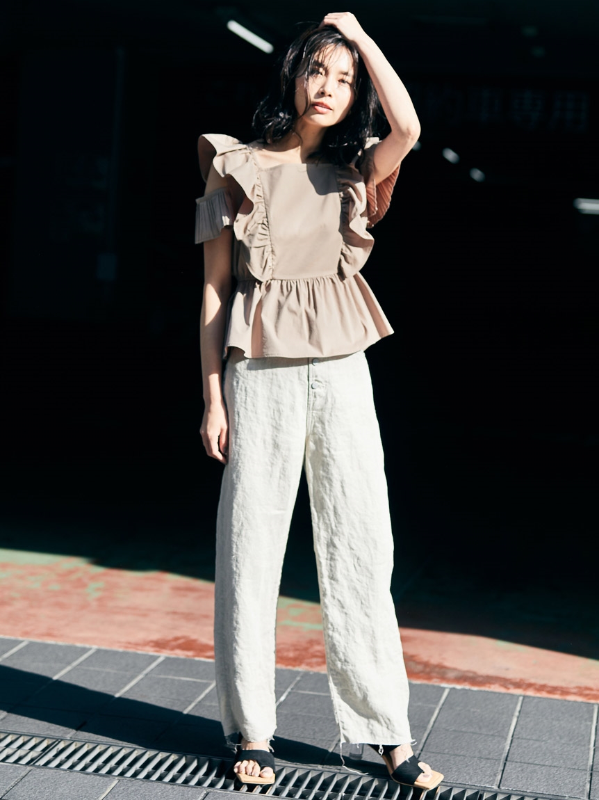 フレイ アイディー(FRAY I.D)のフロントボタンデニムパンツ デニムパンツ・ジーンズ